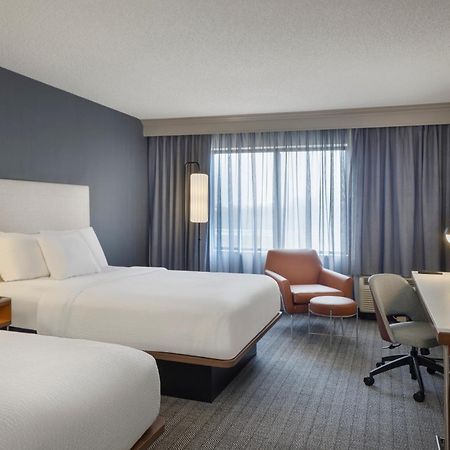 Hotel Courtyard By Marriott Springfield Airport Exterior foto