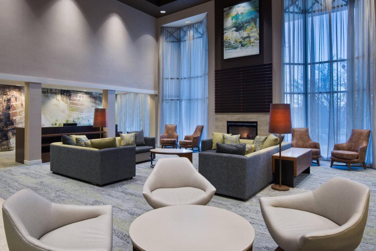 Hotel Courtyard By Marriott Springfield Airport Exterior foto