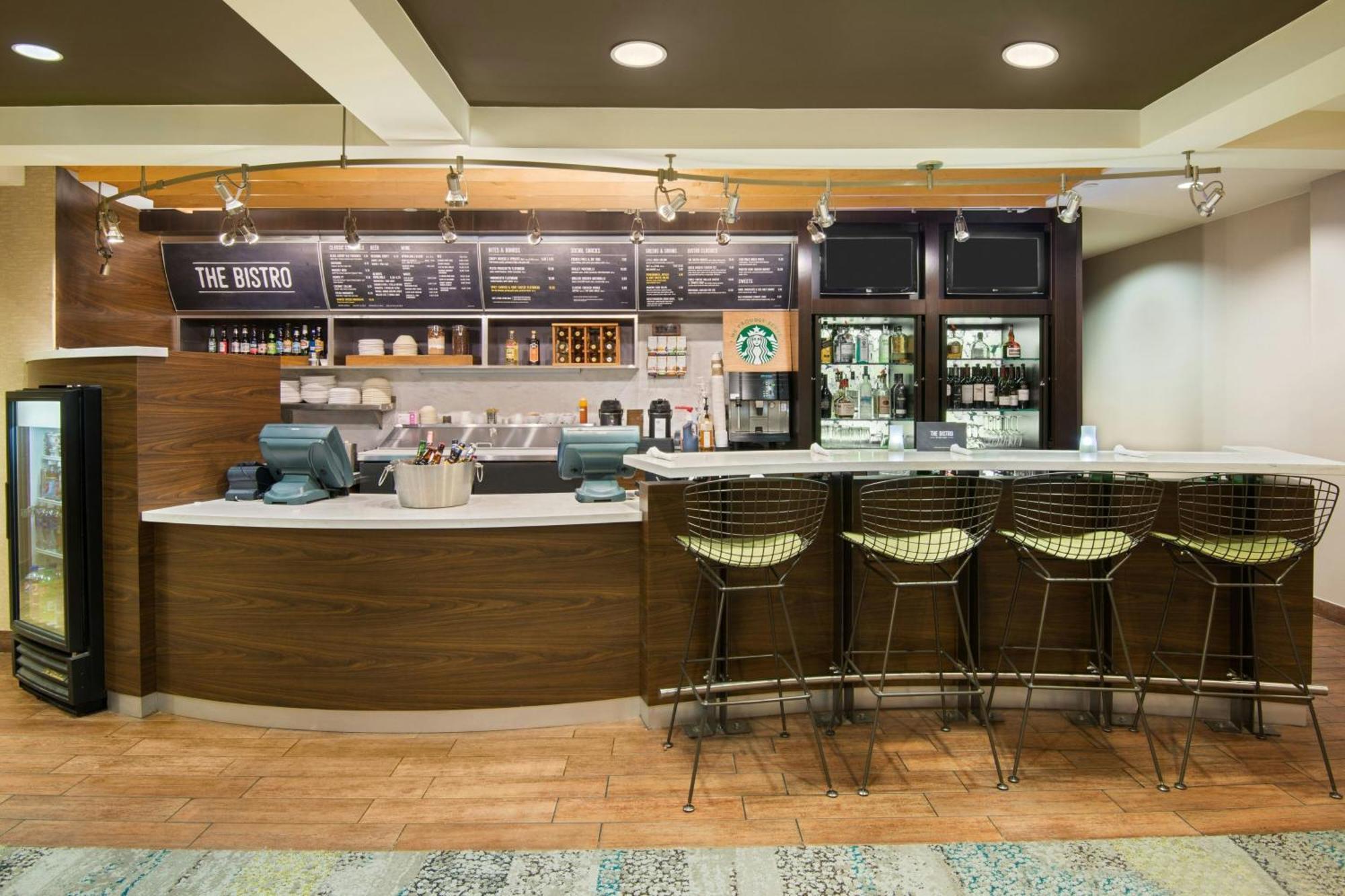 Hotel Courtyard By Marriott Springfield Airport Exterior foto